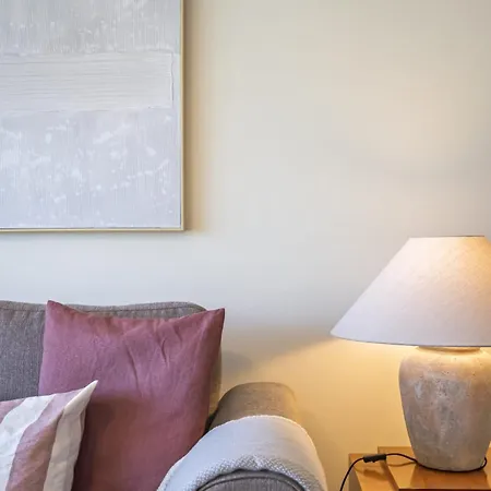 Lavender - By Wehost Lägenhet