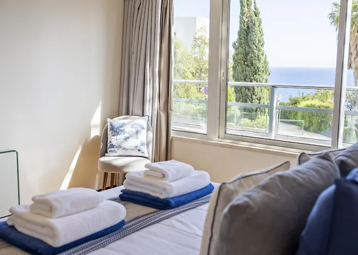 Lavender - By Wehost Lägenhet Funchal (Madeira)