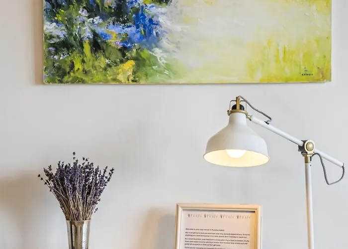 Lavender - By Wehost Lägenhet